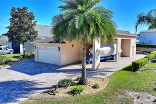 335 Cruisers Dr, Polk City, FL 33868 - Photo 2
