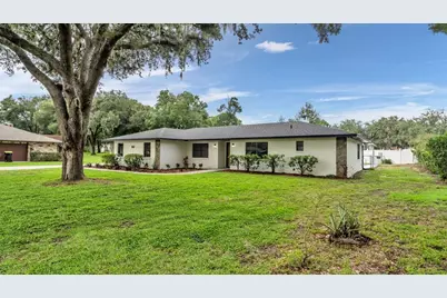 1100 Hammock Shade Drive, Lakeland, FL 33809 - Photo 6