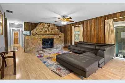 105 South Court, Auburndale, FL 33823 - Photo 4