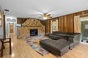 105 South Ct, Auburndale, FL 33823 - Photo 4