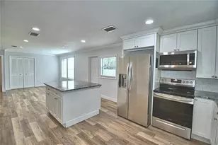 201 Lakedale Dr, Auburndale, FL 33823 - Photo 8