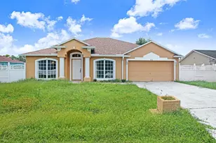 352 Clermont Dr, Kissimmee, FL 34759 - Photo 1