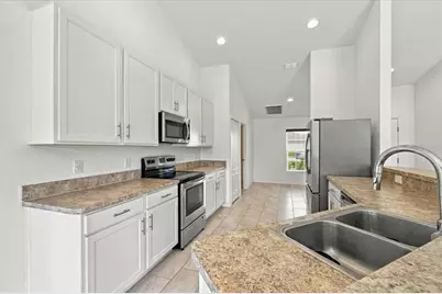 912 Lochland Loop, Bartow, FL 33830 - Photo 4