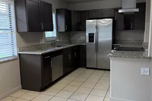 3003 Venice Way, Lakeland, FL 33803 - Photo 4