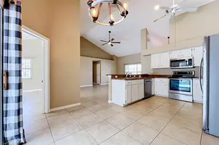 5645 Loma Vista Ct, Davenport, FL 33896 - Photo 12