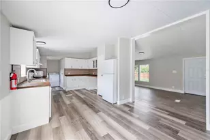 4129 Woodsridge Dr, Polk City, FL 33868 - Photo 8