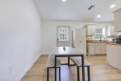 802 Fox Lake Drive, Lakeland, FL 33809 - Photo 14