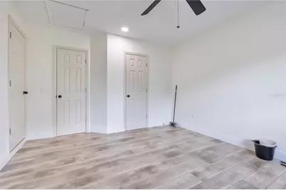 802 Fox Lake Drive, Lakeland, FL 33809 - Photo 10