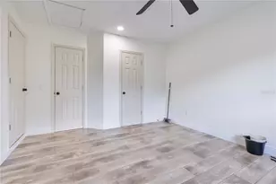 802 Fox Lake Dr, Lakeland, FL 33809 - Photo 10