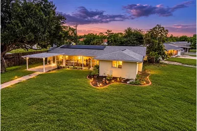 122 Algiers Drive, Venice, FL 34293 - Photo 2