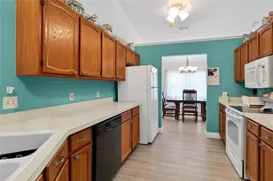 6019 Condor Dr, Lakeland, FL 33809 - Photo 10