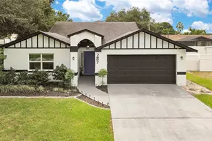 257 Padgett Pl N, Lakeland, FL 33809 - Photo 1