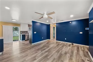 2262 Honeycomb Ln, Lakeland, FL 33801 - Photo 4