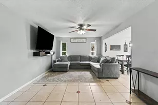 3824 Creek Way Ct, Plant City, FL 33563 - Photo 8