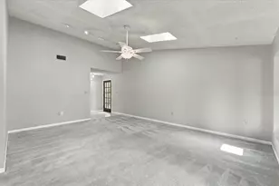 368 Lake Harris Dr, Lakeland, FL 33813 - Photo 4