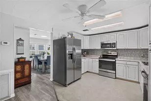 818 Forest Lake Dr, Lakeland, FL 33809 - Photo 22