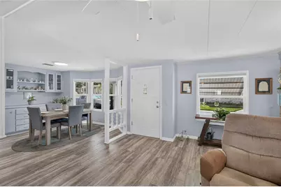 818 Forest Lake Drive, Lakeland, FL 33809 - Photo 14