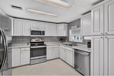 818 Forest Lake Drive, Lakeland, FL 33809 - Photo 24
