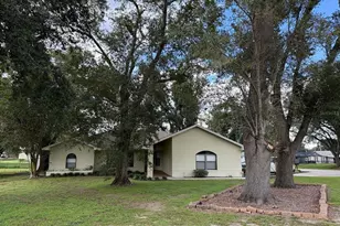 3916 Crews Lake Dr, Lakeland, FL 33813 - Photo 2