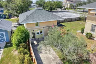 417 Frank Lloyd Wright Way, Lakeland, FL 33803 - Photo 38