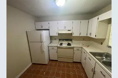 750 Fox Lake Drive, Lakeland, FL 33809 - Photo 6