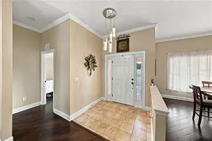 2909 Blackwater Creek Dr, Lakeland, FL 33810 - Photo 2