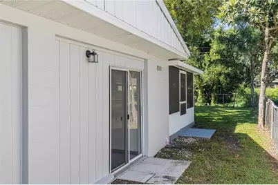 1026 Canal Drive W, Lakeland, FL 33801 - Photo 14