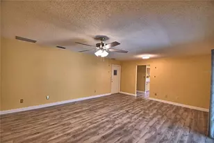2815 Christie Ln, Lakeland, FL 33813 - Photo 12