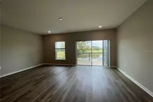 3827 Strafford Pl, Lakeland, FL 33810 - Photo 8
