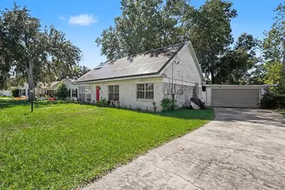 7145 Wrenwood Circle, Tampa, FL 33617 - Photo 4