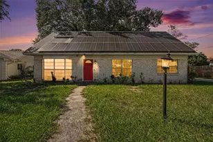 7145 Wrenwood Cir, Tampa, FL 33617 - Photo 1
