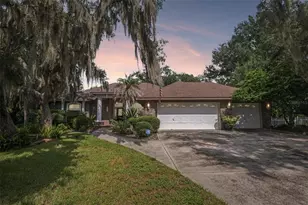 3503 Oak Club Ct, Plant City, FL 33566 - Photo 2