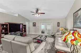 6816 Shepherd Oaks Rd, Lakeland, FL 33811 - Photo 4