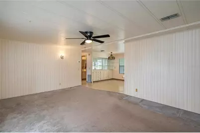 528 Skyline Drive W, Lakeland, FL 33801 - Photo 8