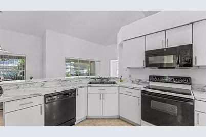 7434 Beaumont Drive, Lakeland, FL 33810 - Photo 20