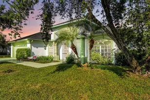 7434 Beaumont Dr, Lakeland, FL 33810 - Photo 1