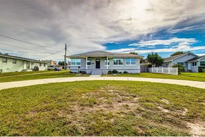 215 S Lake Howard Drive, Winter Haven, FL 33880 - Photo 2