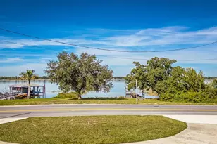 215 S Lake Howard Dr, Winter Haven, FL 33880 - Photo 48
