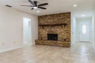 7039 Sheffield Dr, Lakeland, FL 33810 - Photo 10