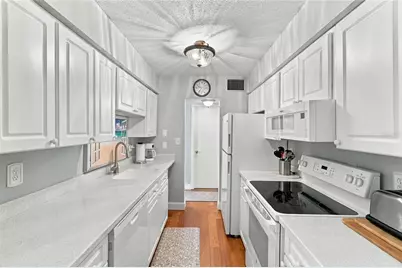 5850 Cypress Gardens Boulevard #303, Winter Haven, FL 33884 - Photo 18