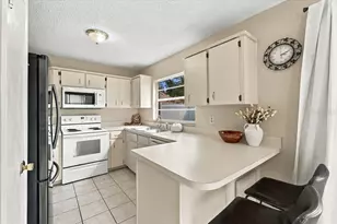 1432 Marigold Dr, Lakeland, FL 33811 - Photo 16