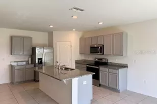 2651 Grandbury Grove Rd, Lakeland, FL 33811 - Photo 12