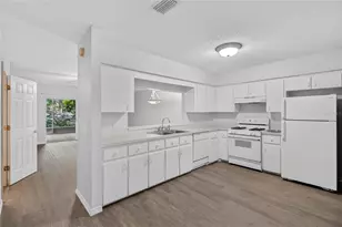 2352 Isle Royale Ct SE, Winter Haven, FL 33880 - Photo 8