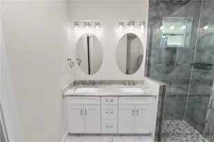 3725 57th Ave N, Saint Petersburg, FL 33714 - Photo 26
