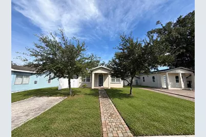 3725 57th Avenue N, Saint Petersburg, FL 33714 - Photo 1
