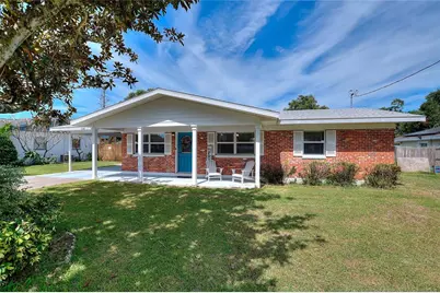 645 Avenue M SE, Winter Haven, FL 33880 - Photo 1