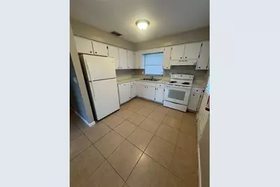 121 Shannon Drive, Lakeland, FL 33809 - Photo 6