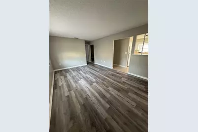 121 Shannon Drive, Lakeland, FL 33809 - Photo 2