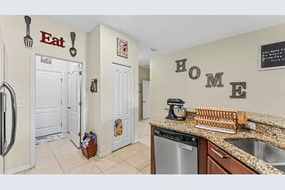 4275 Winding Vine Drive, Lakeland, FL 33812 - Photo 4