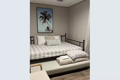 258 3rd Street NW, Ruskin, FL 33570 - Photo 24